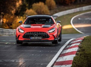 Mercedes-AMG GT z rekordem na Nurburgringu [Nagranie okrążenia]