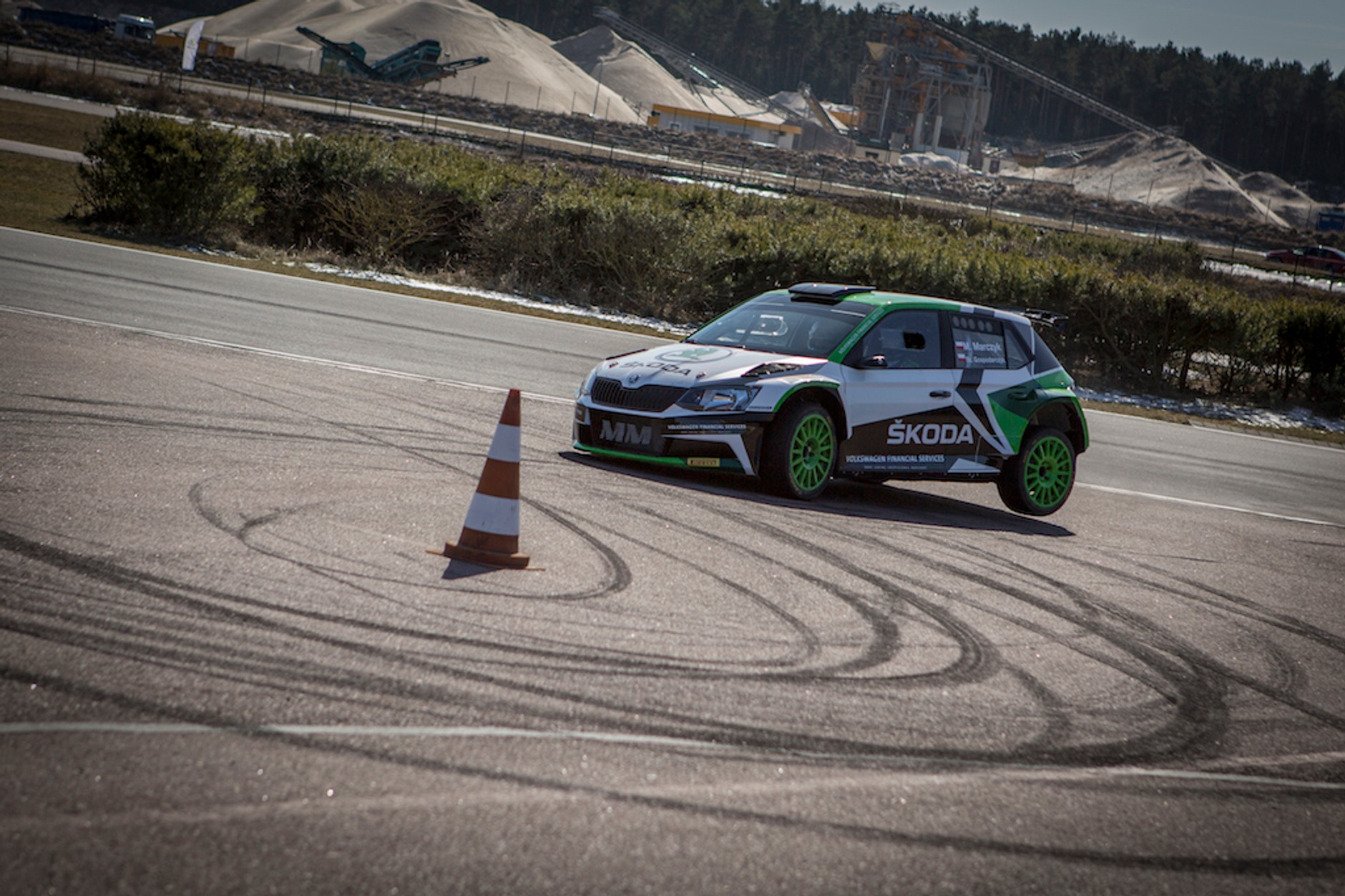 Skoda Fabia R5 i zespół rajdowy Skody