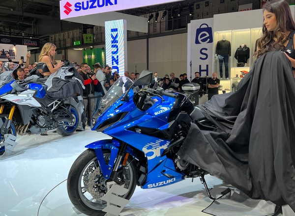 Targi motoryzacyjne jeszcze nie umarły. Byłem na wystawie EICMA 23