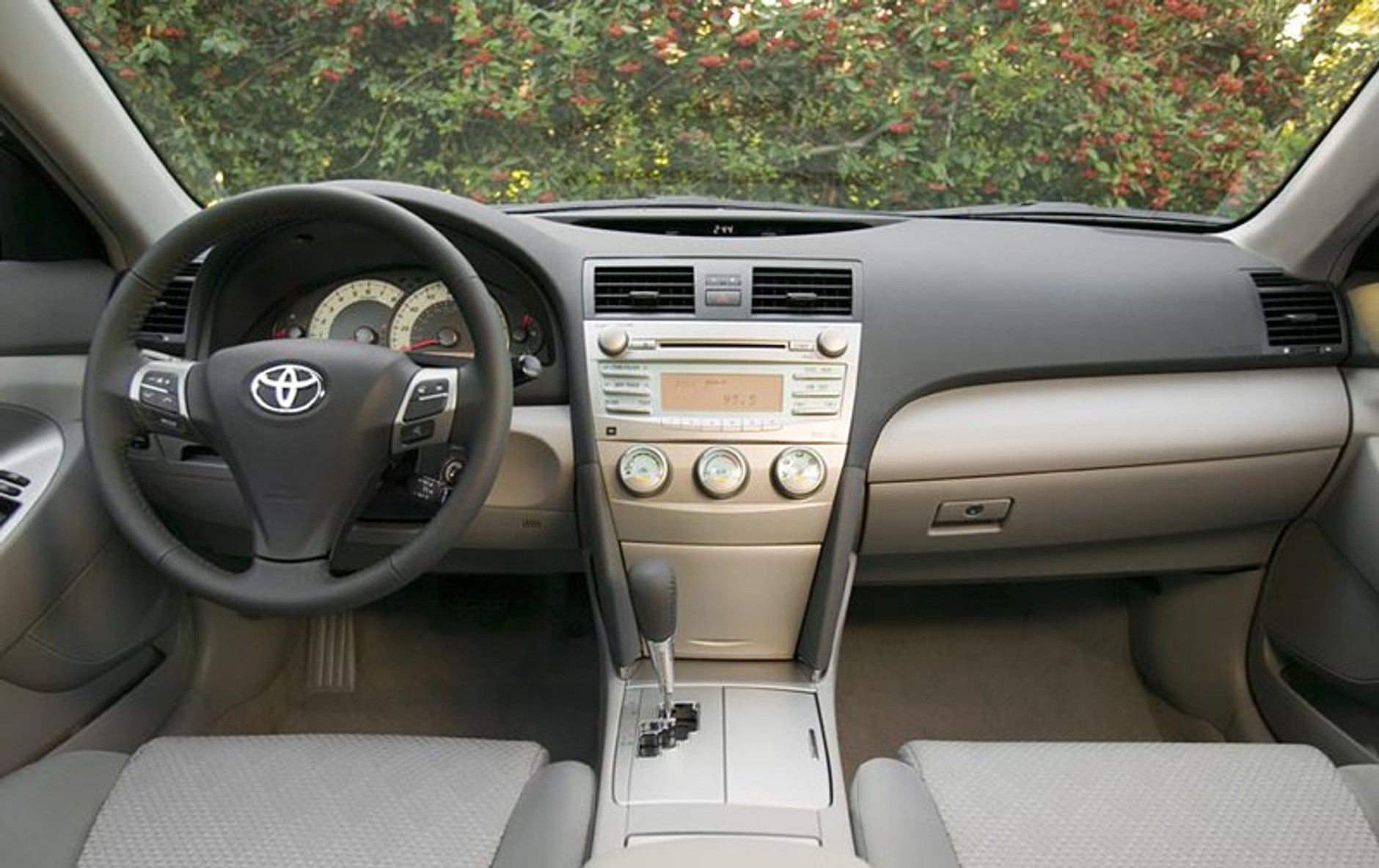 Toyota rozpoczęła produkcję Camry w Rosji