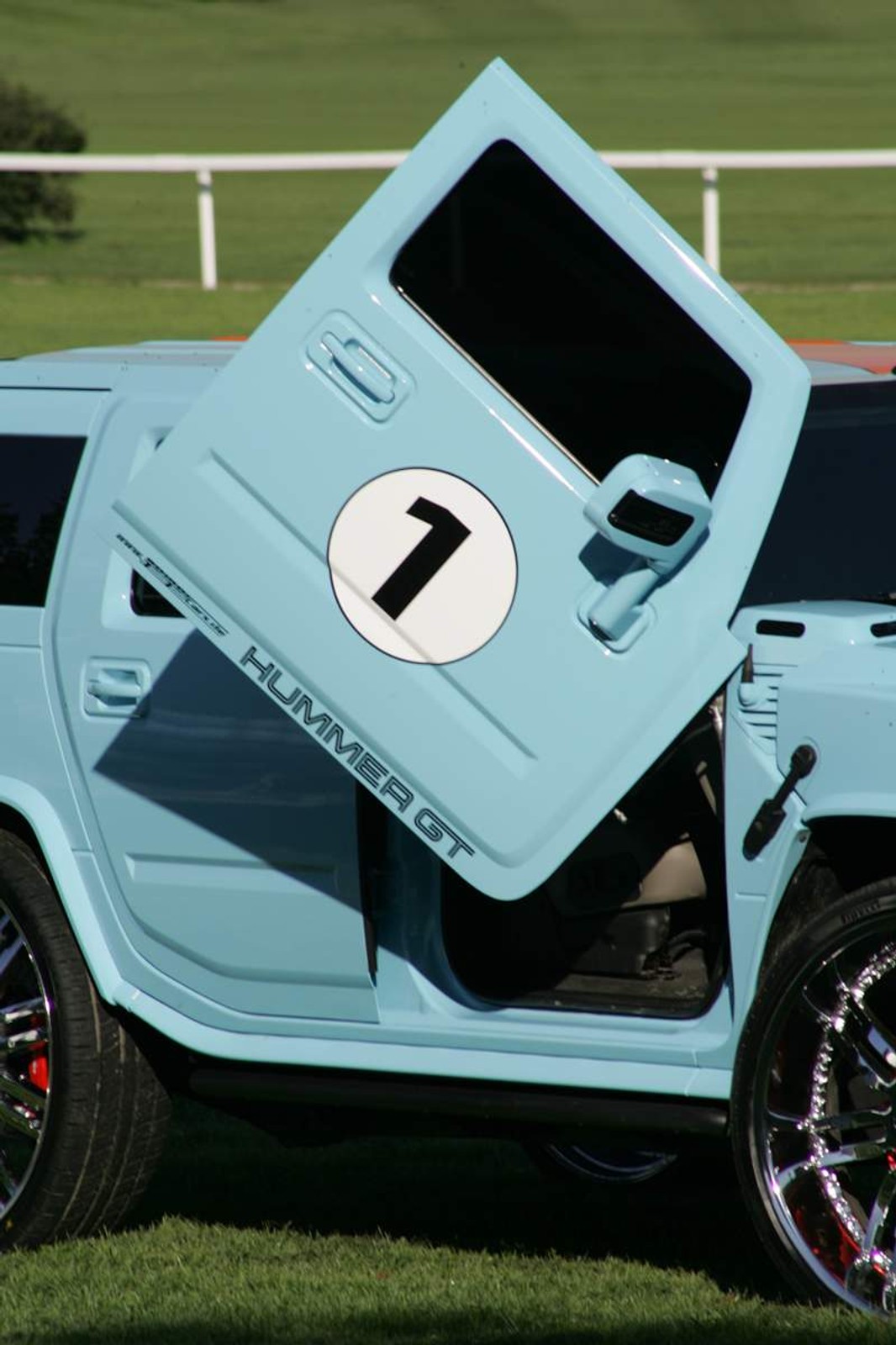 GeigerCars Hummer GT: Hummer czy Ford?