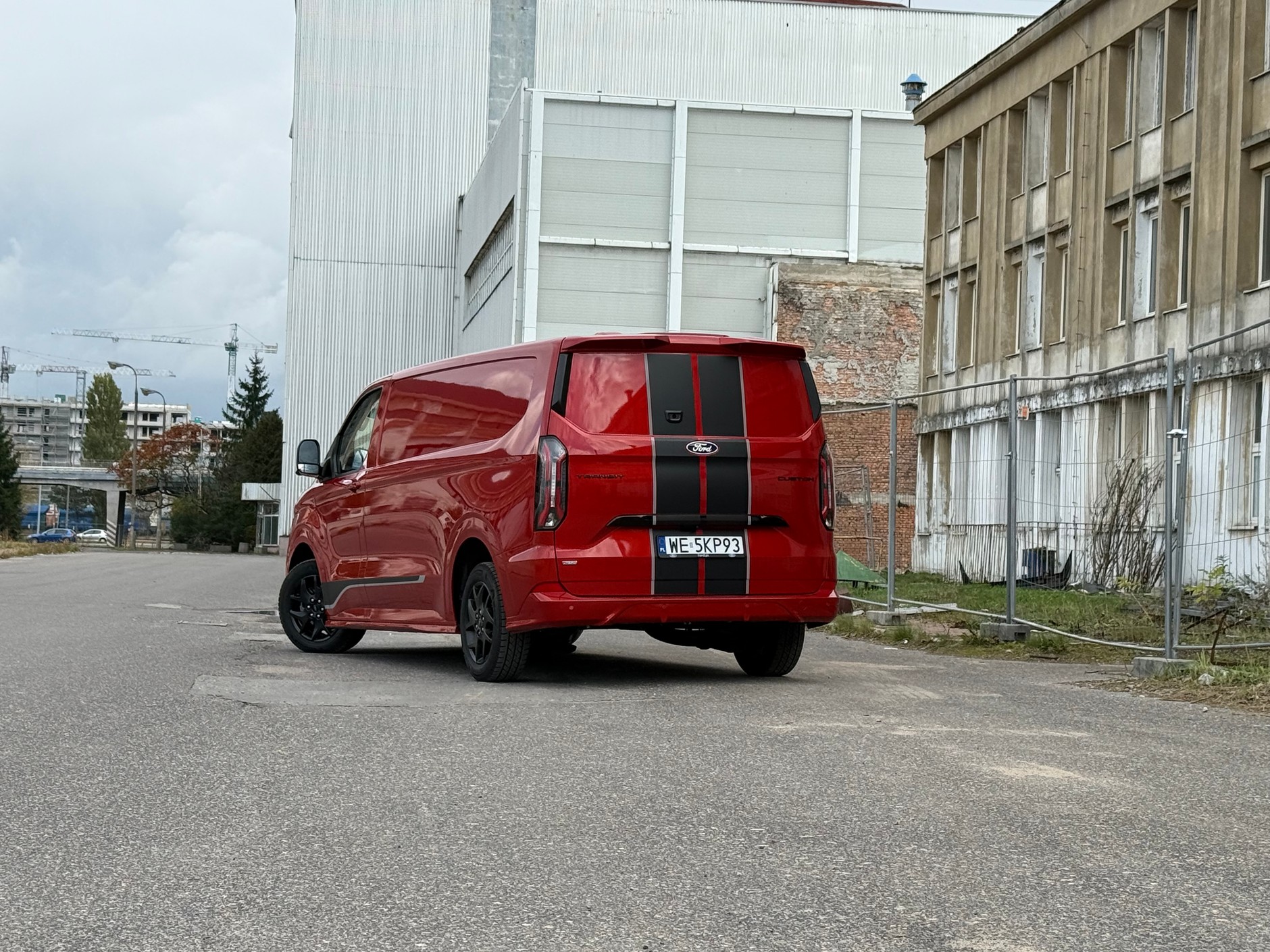 Ford Transit Custom plug-in