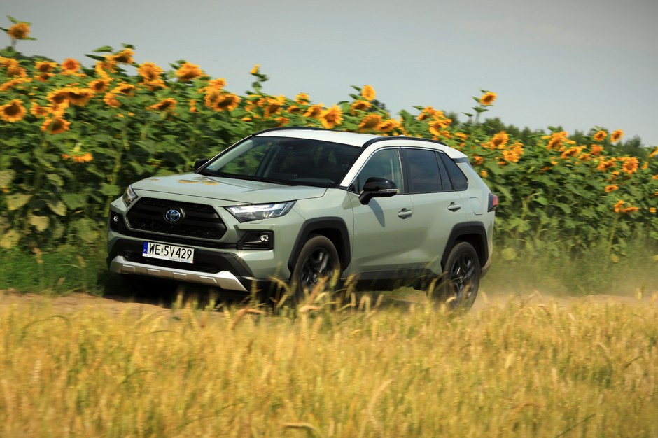 7. Toyota RAV4: 5 tys. 923 szt.