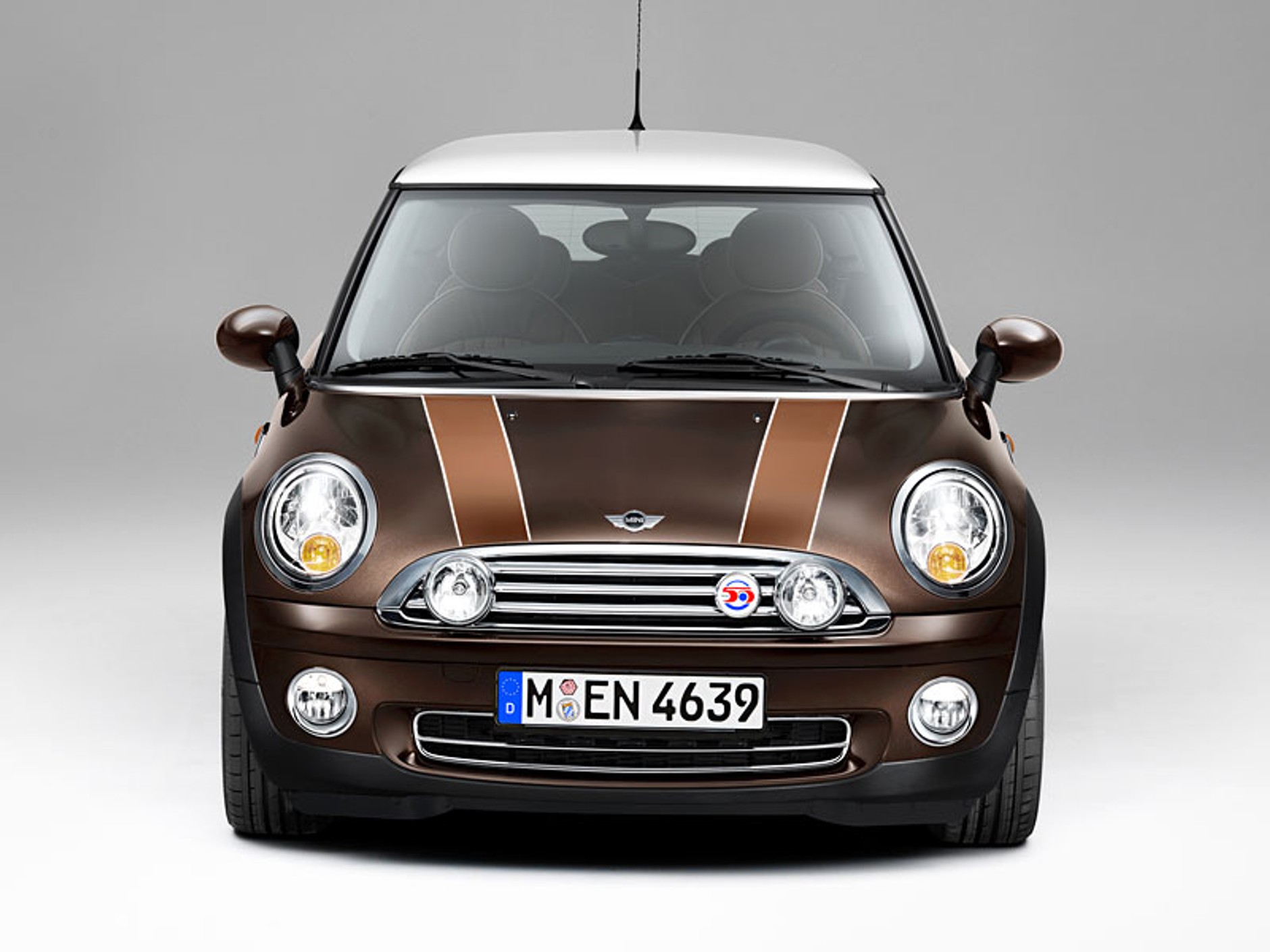 Mini 50 Mayfair i Mini 50 Camden: dwa specjalne modele na jubileusz