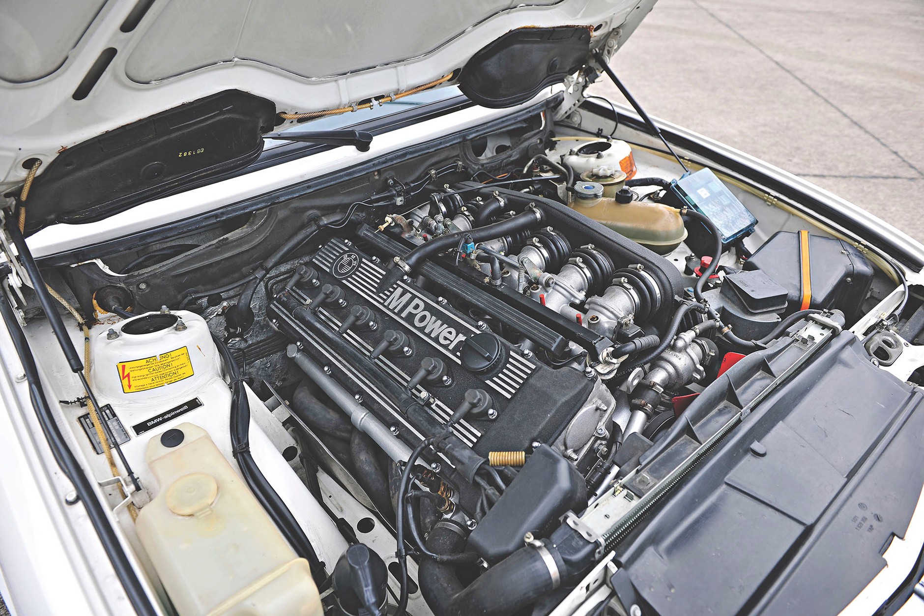 BMW M5 - model z tajną misją