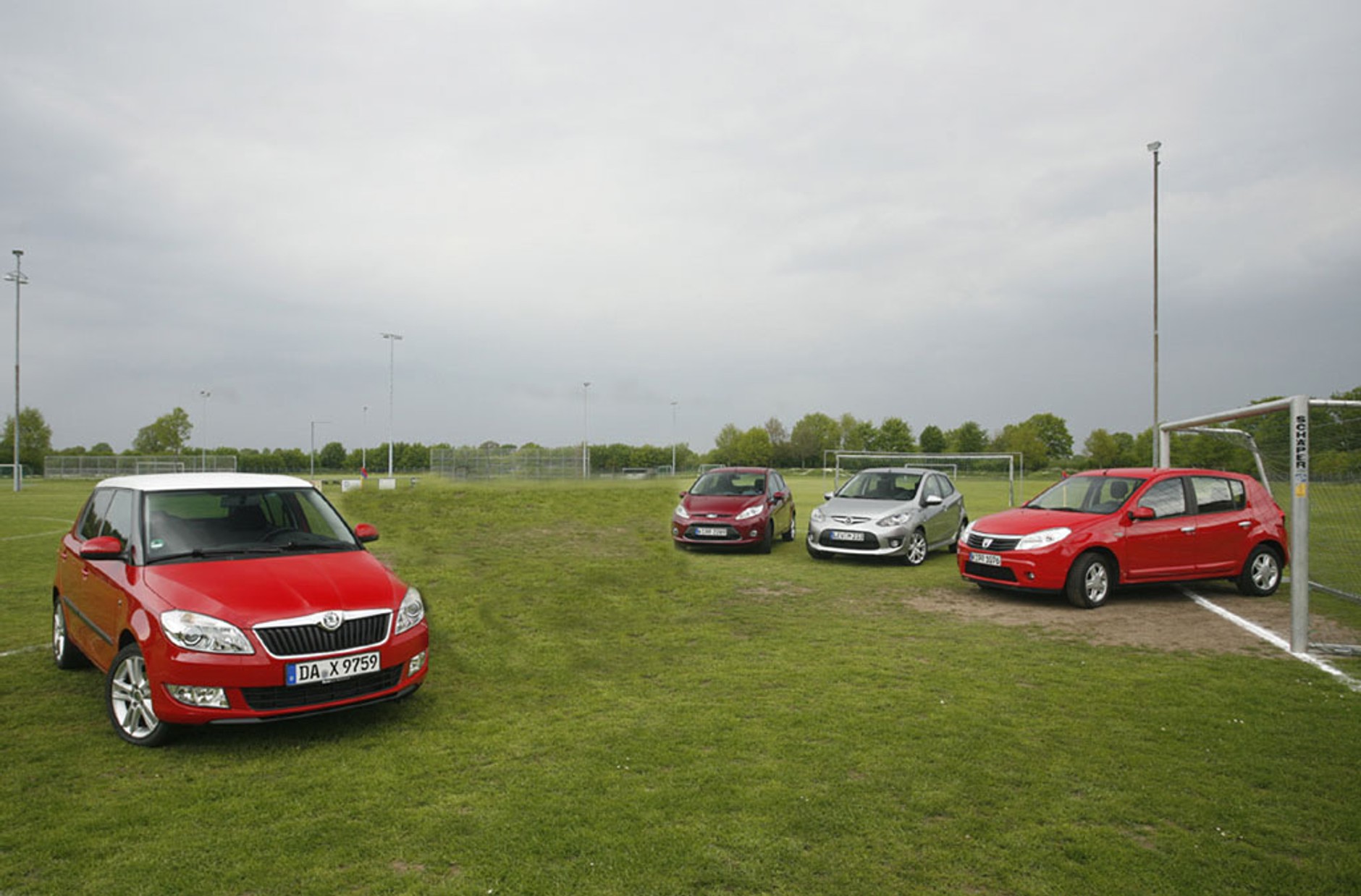 Skoda Fabia kontra Ford Fiesta, Mazda 2 i Dacia Sandero: Małe talenty ruszają do boju