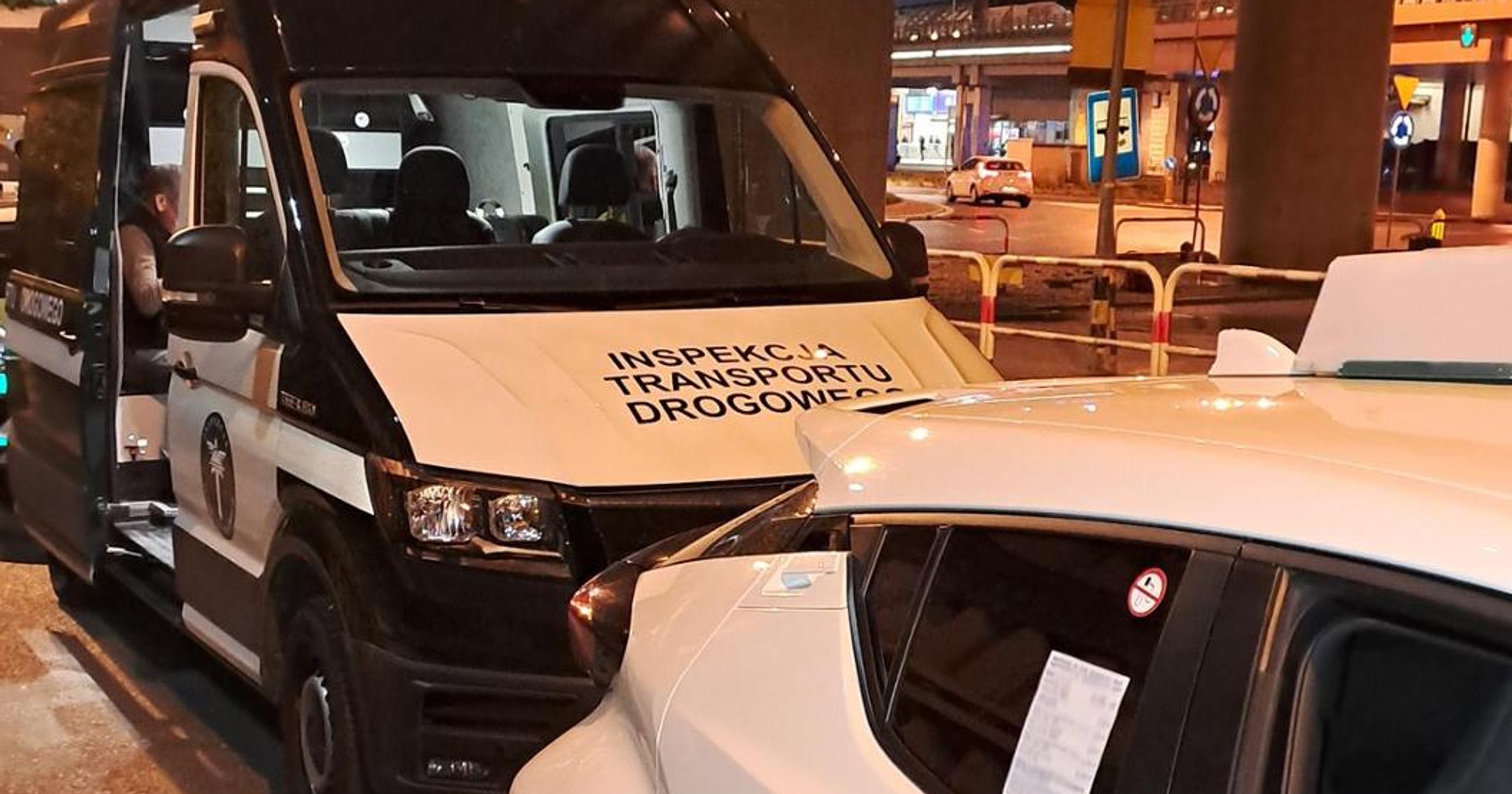 Służby w Krakowie kontrolowały przewóz osób na aplikację