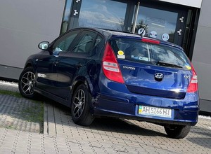 Odnowiony za darmo przez Polaków Hyundai z Mariupola trafił już do właściciela