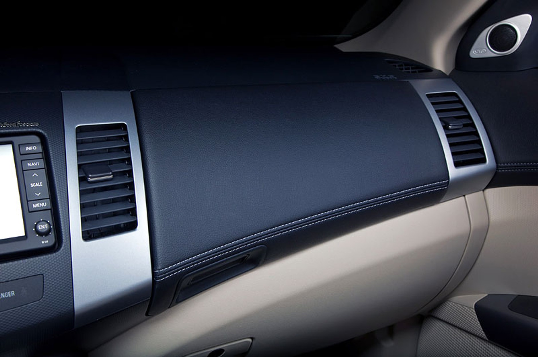 Mitsubishi Outlander GT dostane pohon S-AWC z Lanceru Evolution