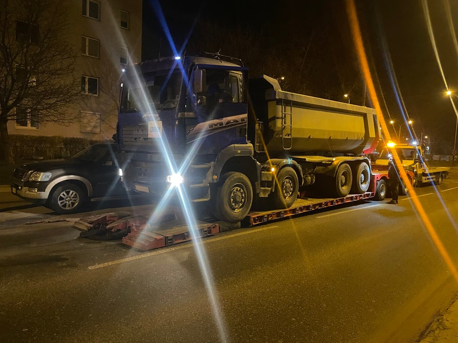 Kierowca ciężarówki nie dojechał na miejsce kontroli