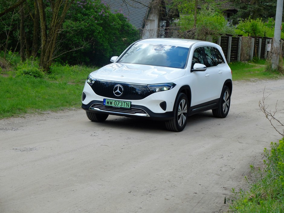 Mercedes EQB 250+