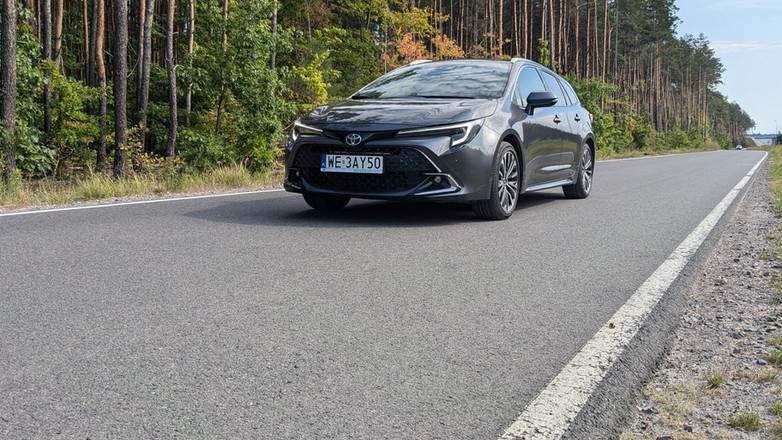 Toyota Corolla TS 1.8 Hybrid Style