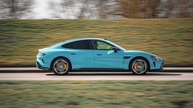 Xiaomi SU7: jak jeździ Taycan za pół ceny?