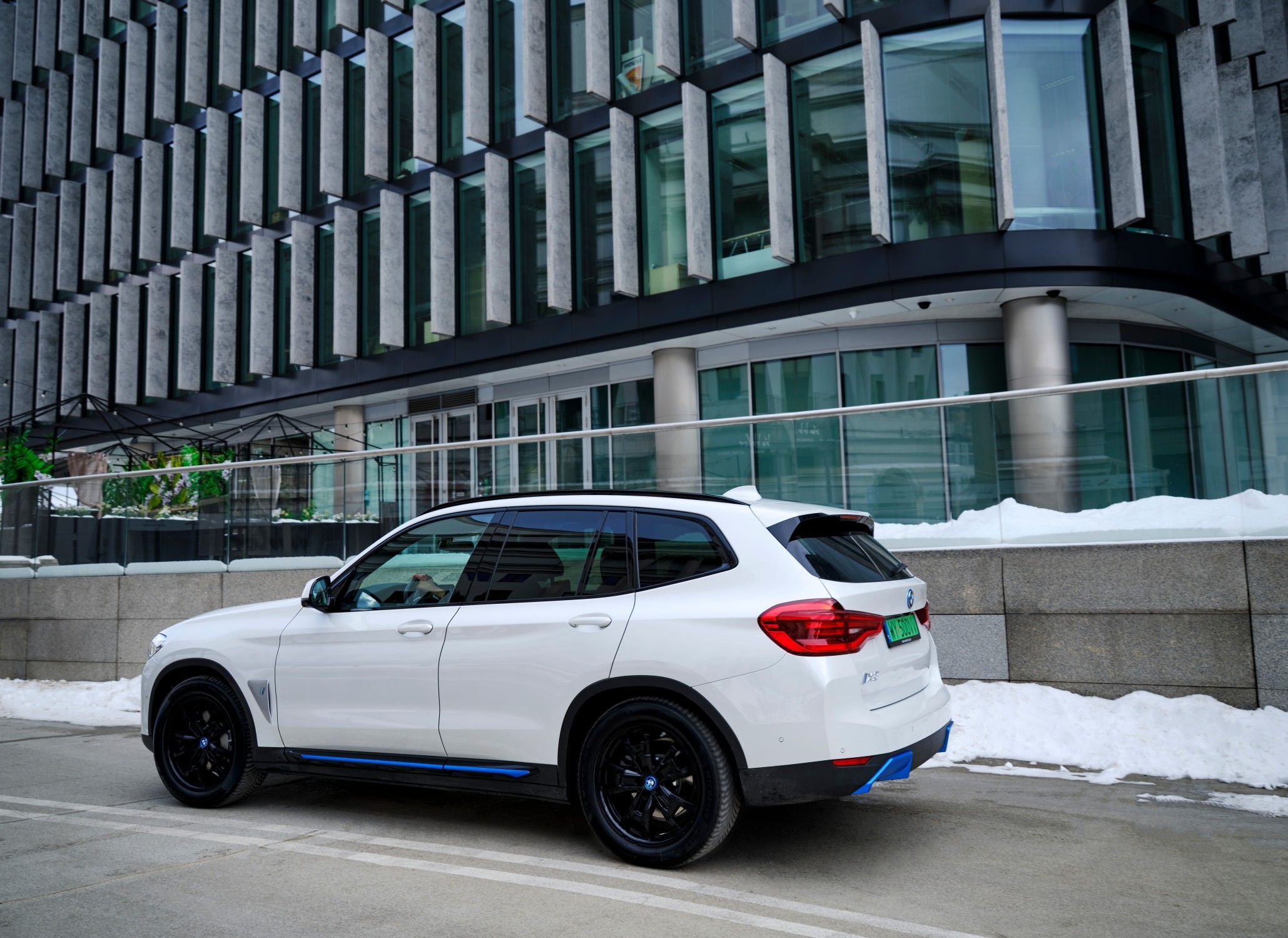 BMW iX3 - elektryczny SUV