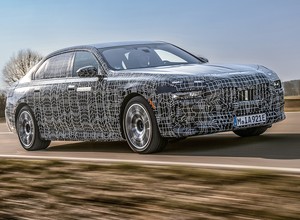 Jeździliśmy prototypem nowego BMW serii 7. Limuzyna będzie miała kilka wersji napędowych