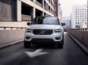 Volvo XC40 - podąża za modą