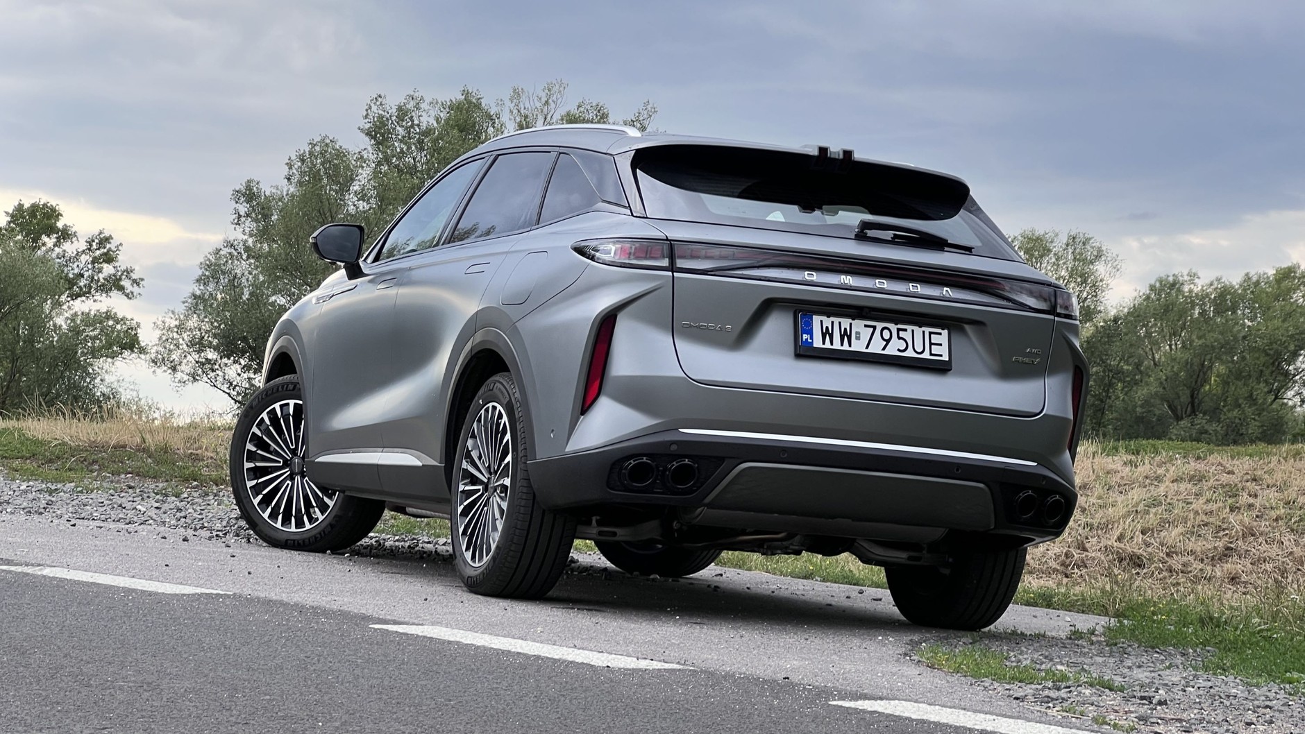 Omoda 9 Super Hybrid