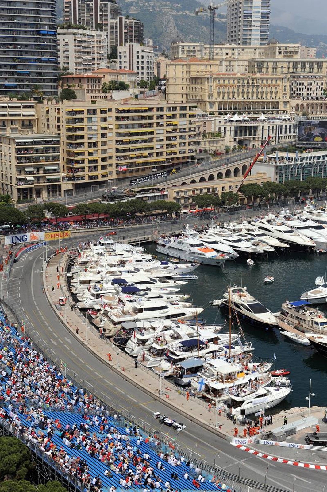 Grand Prix Monaco 2009: Button królem, Kubica w garażu (fotogaleria)