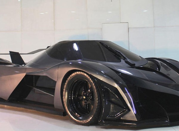Devel Sixteen: 5000 KM pod maską. Czy to możliwe?