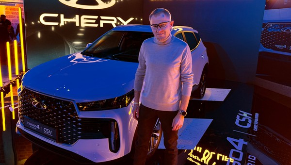 Widziałem dwa nowe chińskie SUV-y. Chery wypowiada wojnę cenową konkurentom w Polsce, będzie bolało