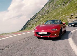 Mazda MX-5 na Trasie Transfogaraskiej - czy to auto faktycznie stworzono do pokonywania zakrętów
