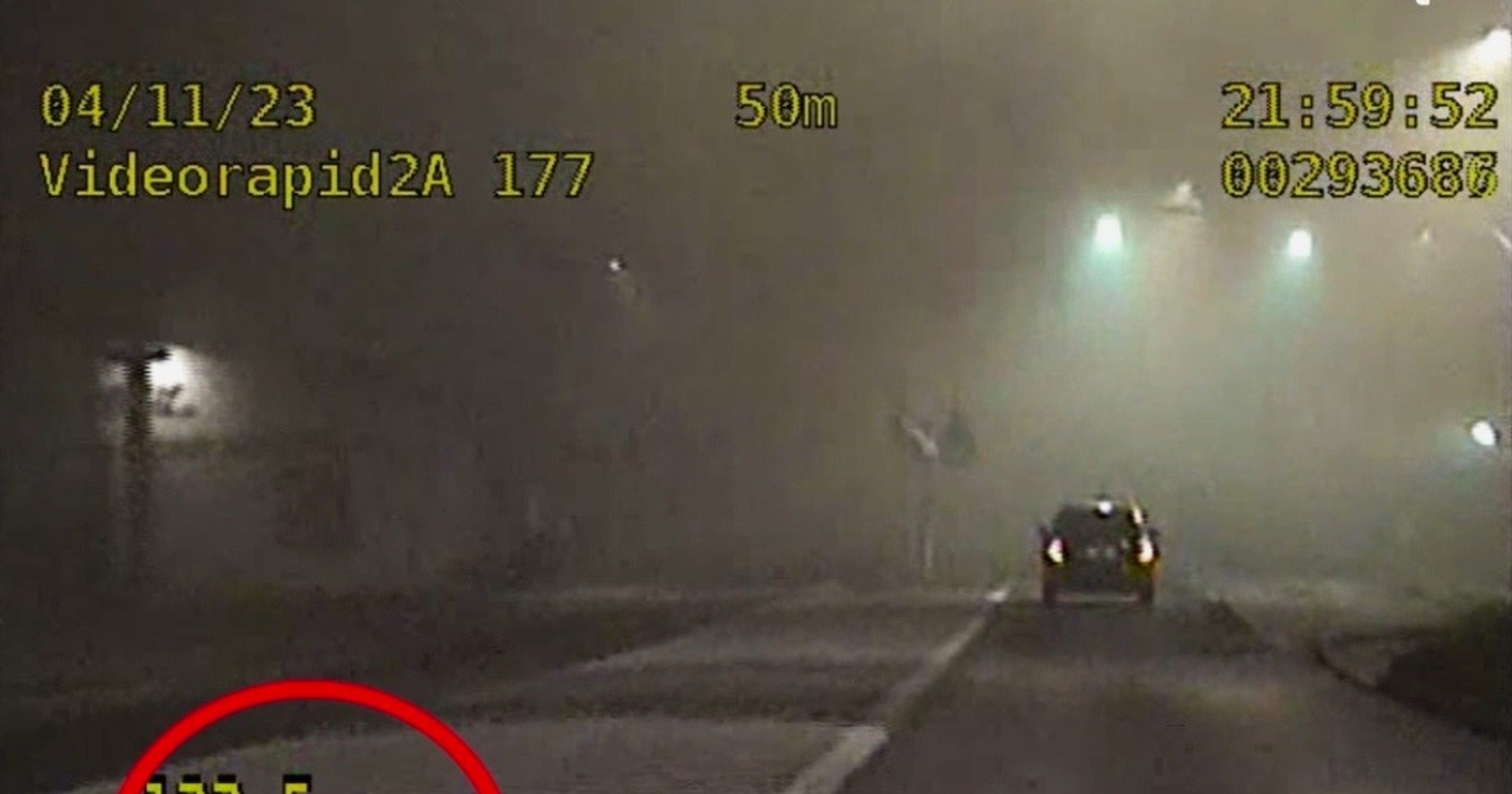 25-latek przekroczył prędkość o 72 km/h. Zatrzymany przez policję.