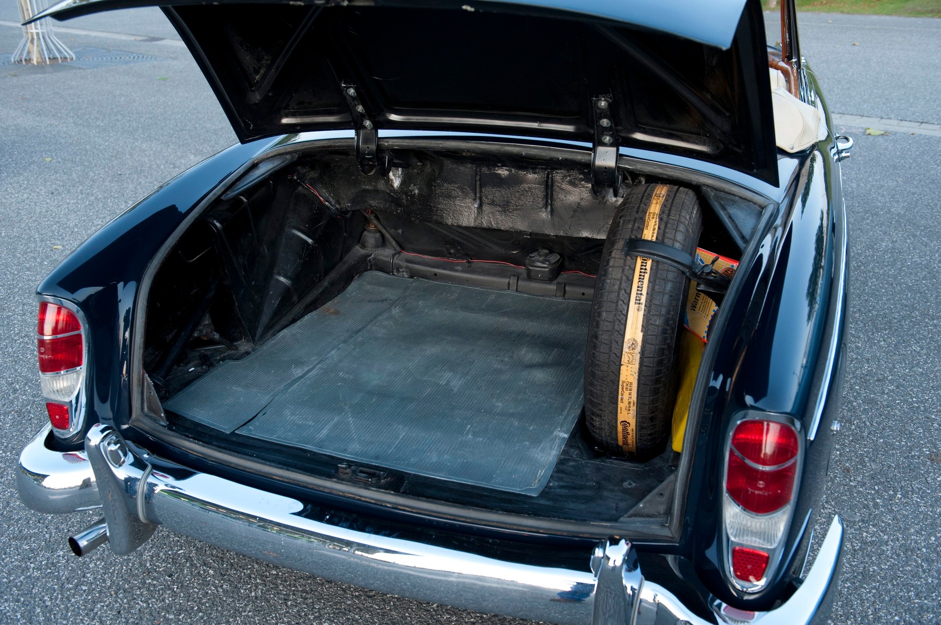 Cadillaca Eldorado czy Mercedesa 220 SE