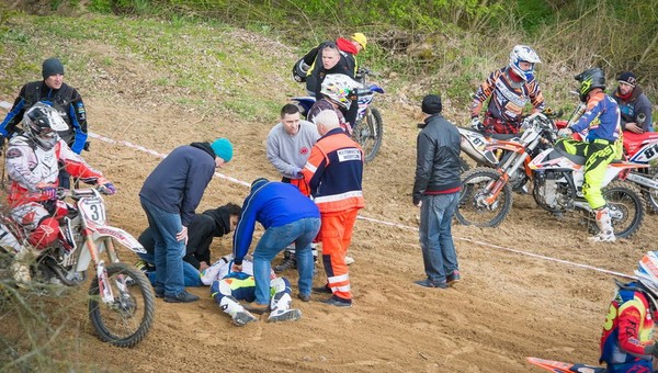 Groźny wypadek Tomasza Golloba