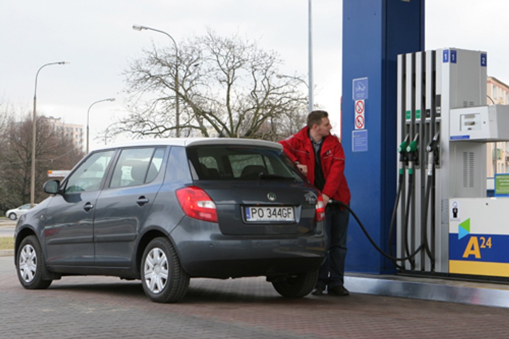 Uwaga Woda w paliwie! Radzimy jak z nią walczyć