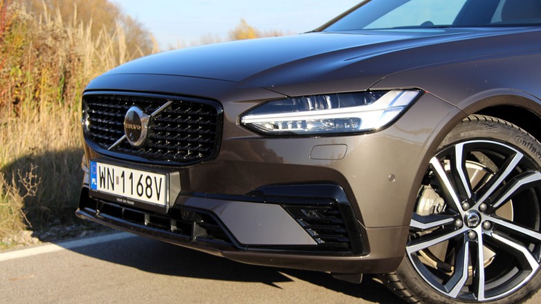 Volvo V90 T8 Ultra Dark