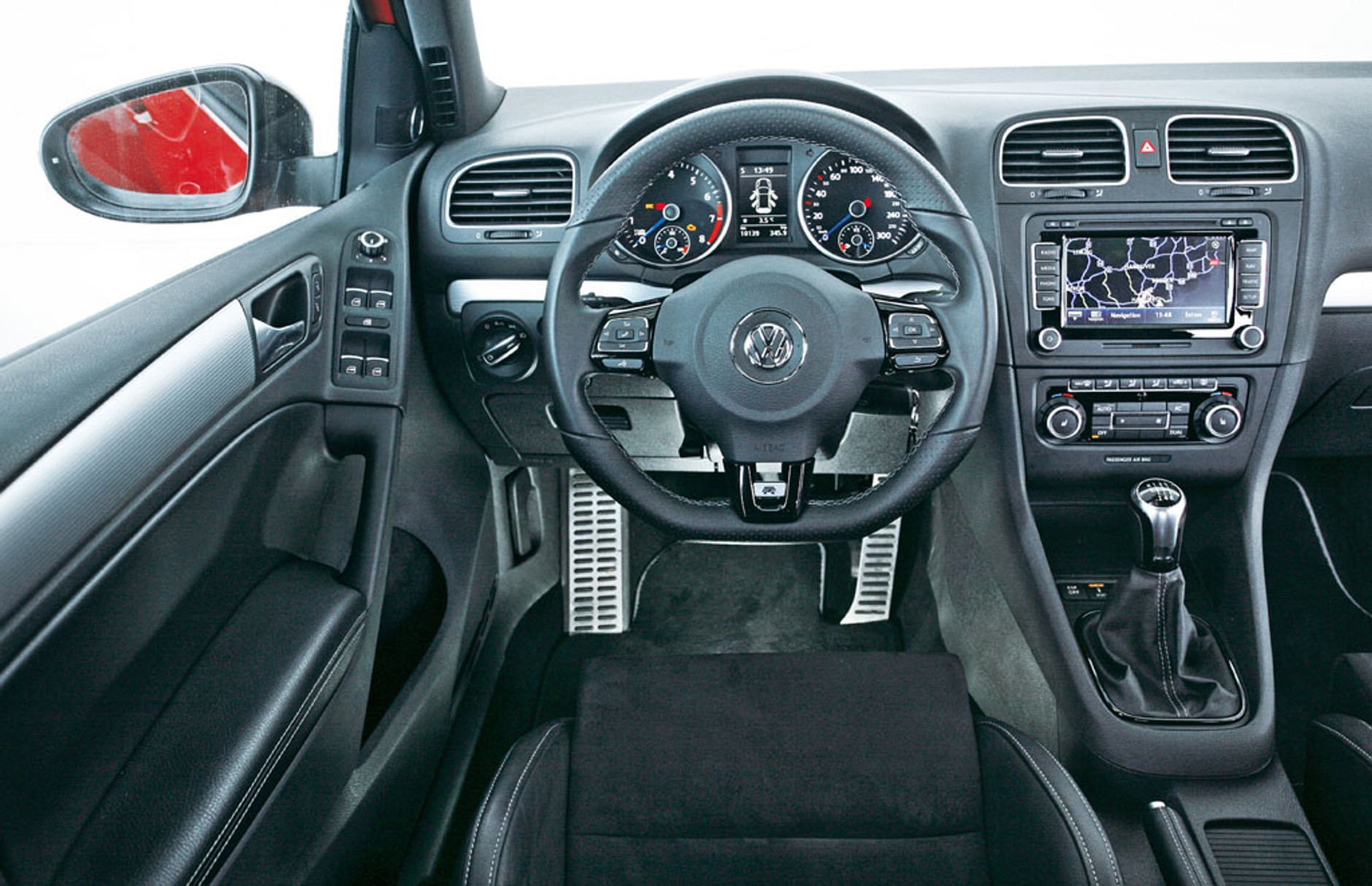 Który nadaje się na przewodnika stada? Pięć supersportowych kompaktów: Mazda 3MPS kontra BMW 130i, VW Golf R, Audi S3 i Seat Leon Cupra