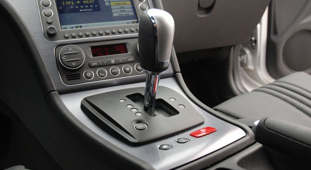 Jak eksploatować auto z automatyczną skrzynią biegów?