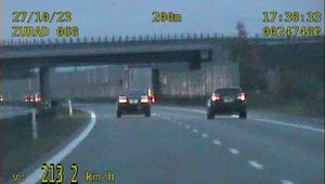 21-latek jechał 213 km/h po autostradzie na A1. Dostał niebiotyczny mandat