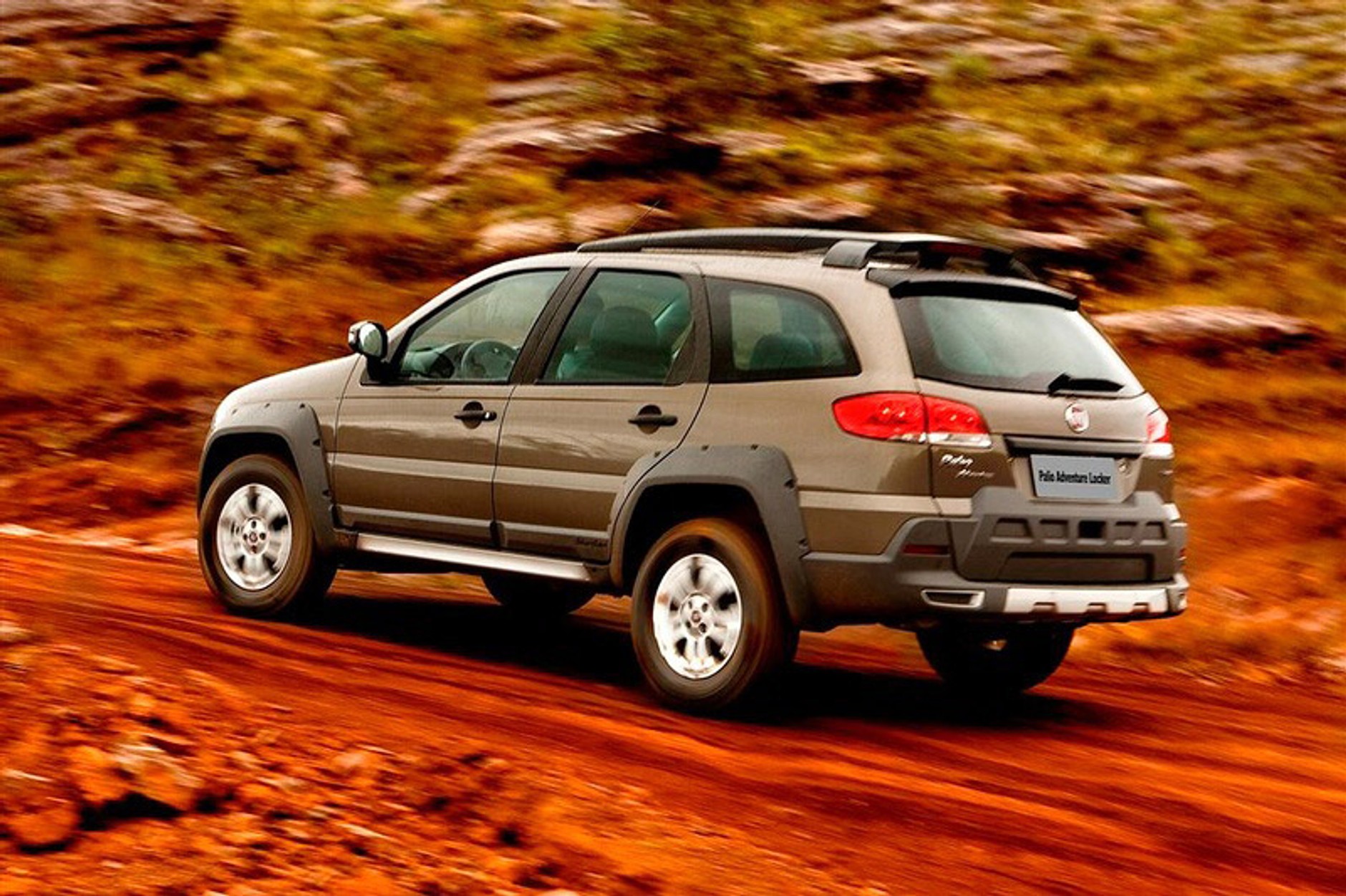 Fiat Palio Weekend Adventure Locker: kombi z właściwościami terenowymi