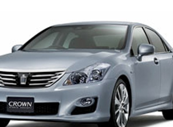 Tokio Motor Show 2007: Toyota Crown Hybrid: królewski sedan z napędem hybrydowym
