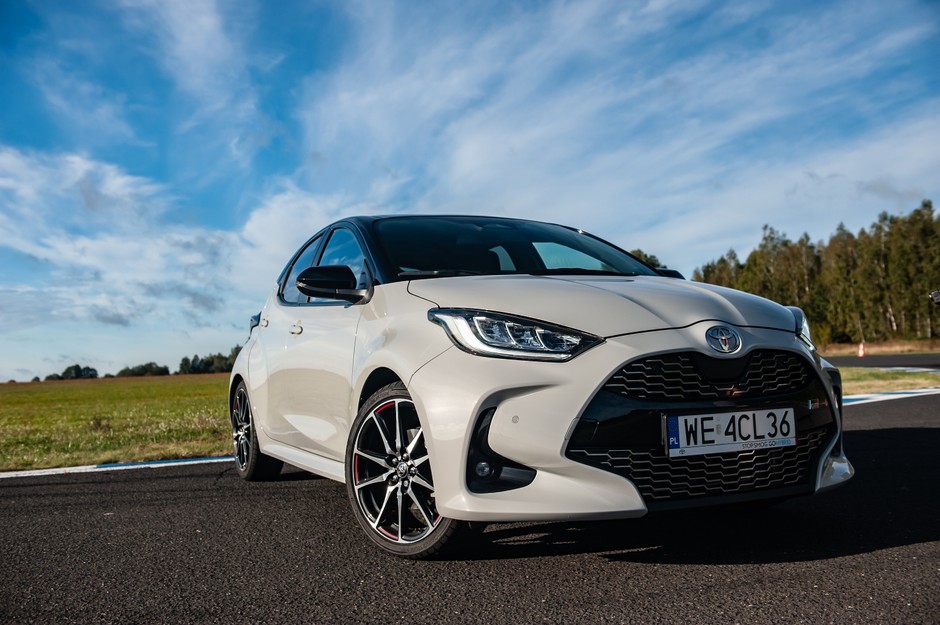 3. miejsce: Toyota Yaris - 758 egz.