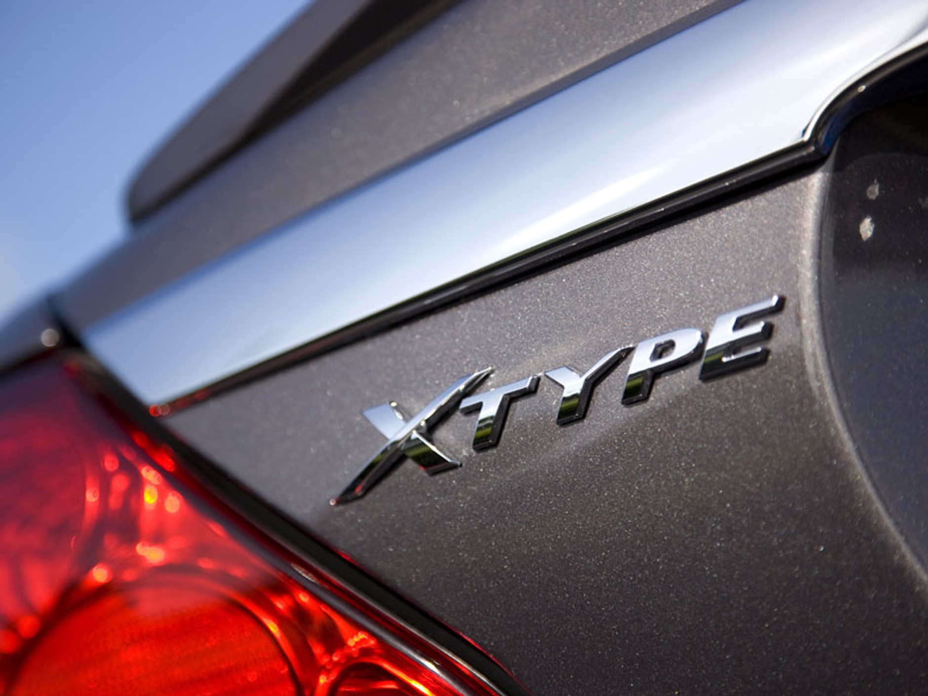 Jaguar Land Rover w 2014 zamknie jeden zakład