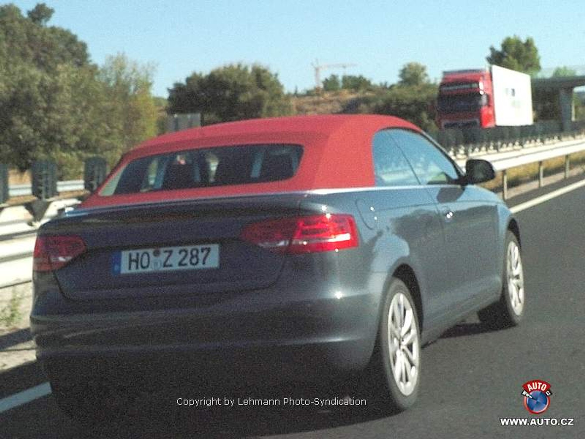 Zdjęcia szpiegowskie: Audi A3 Cabrio i FL