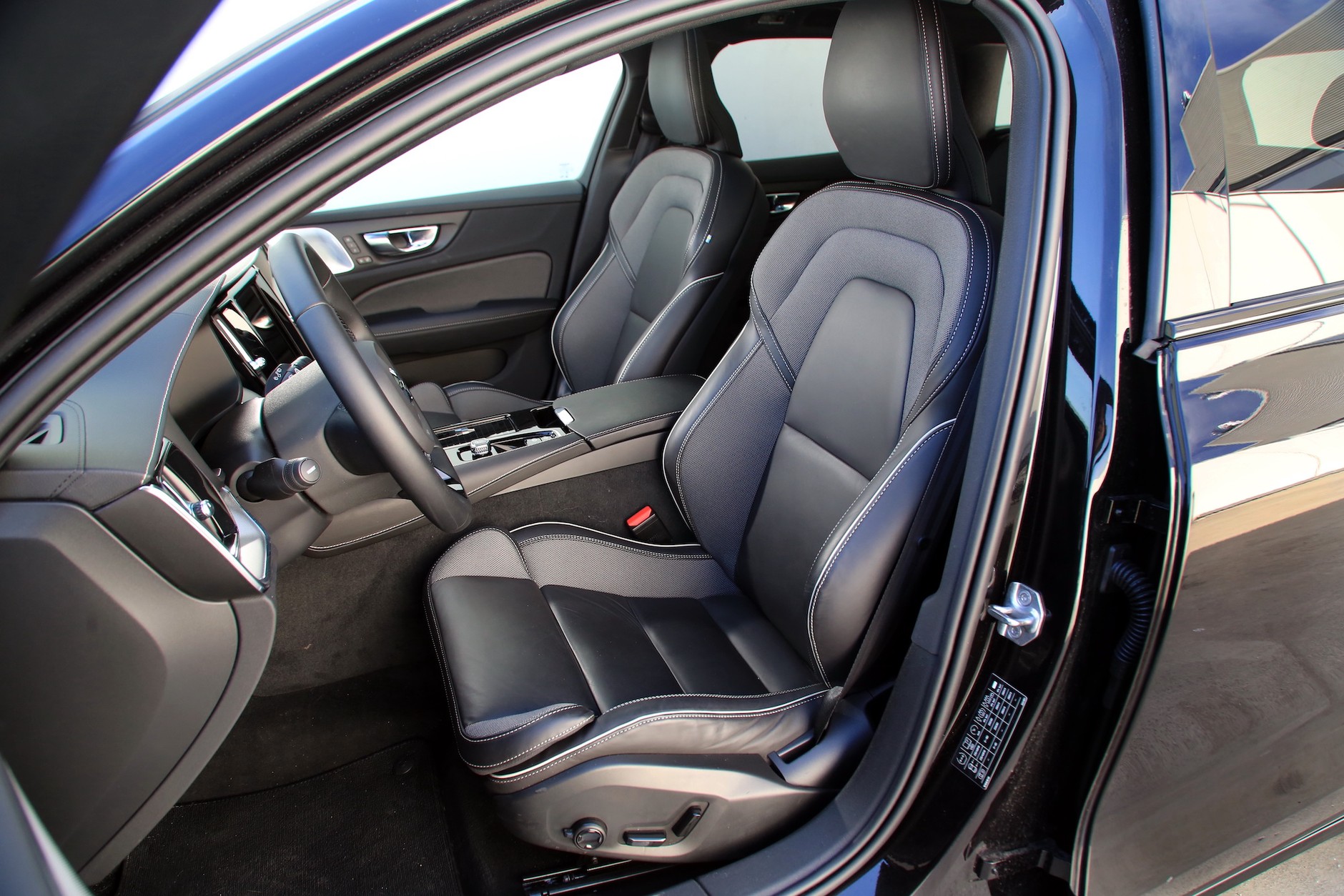 Volvo V60 T8 Recharge AWD