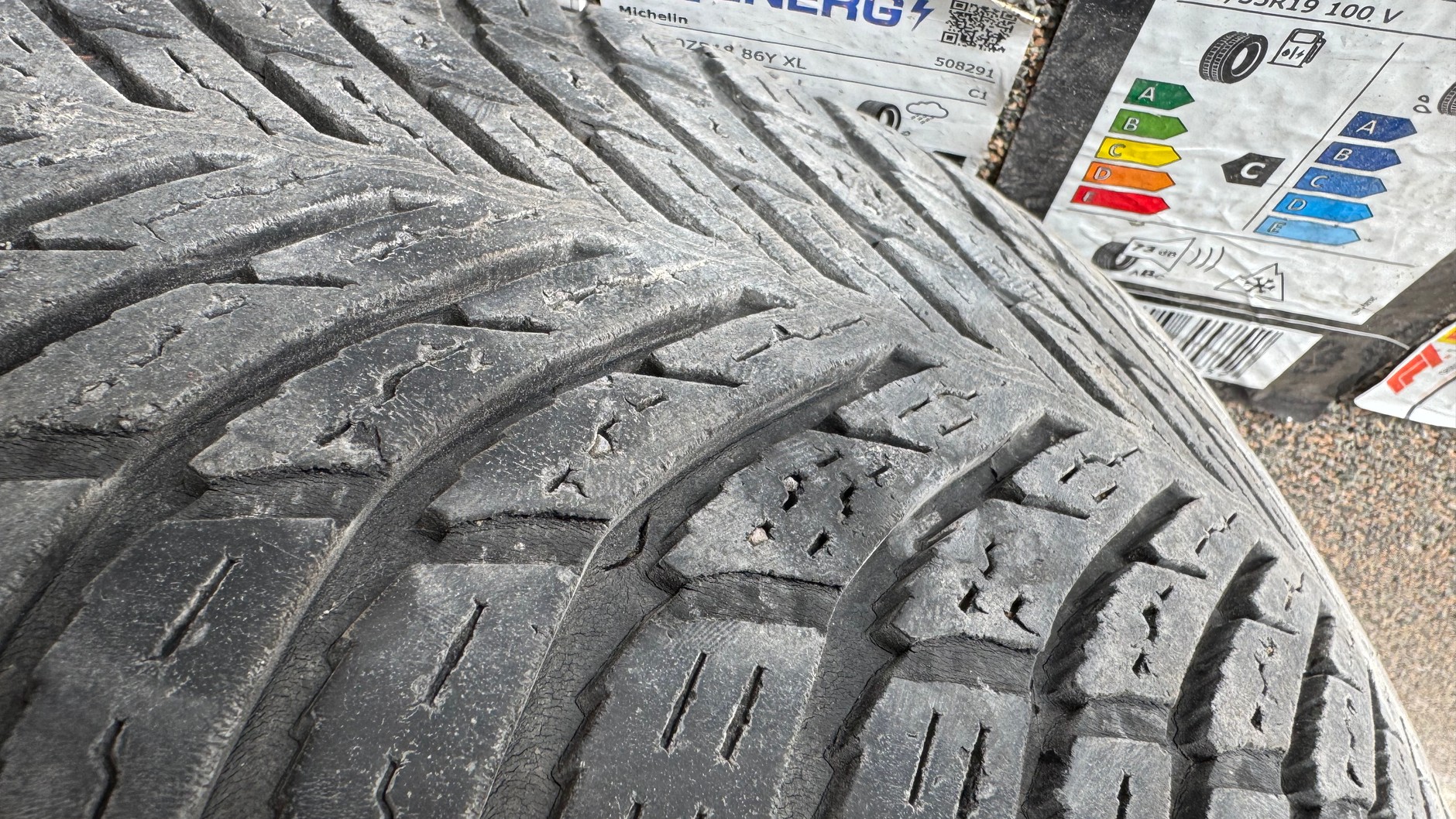 5-letnie opony wyprodukowane w fabryce w Rosji