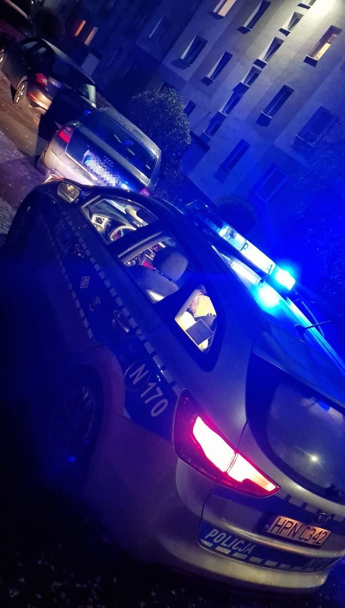 Wieczorne zatrzymanie 52-latka w Audi