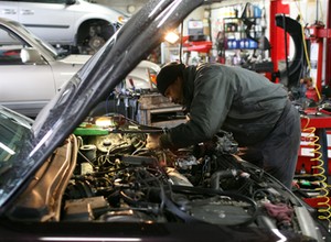 Jak wybrać dobrego mechanika samochodowego?