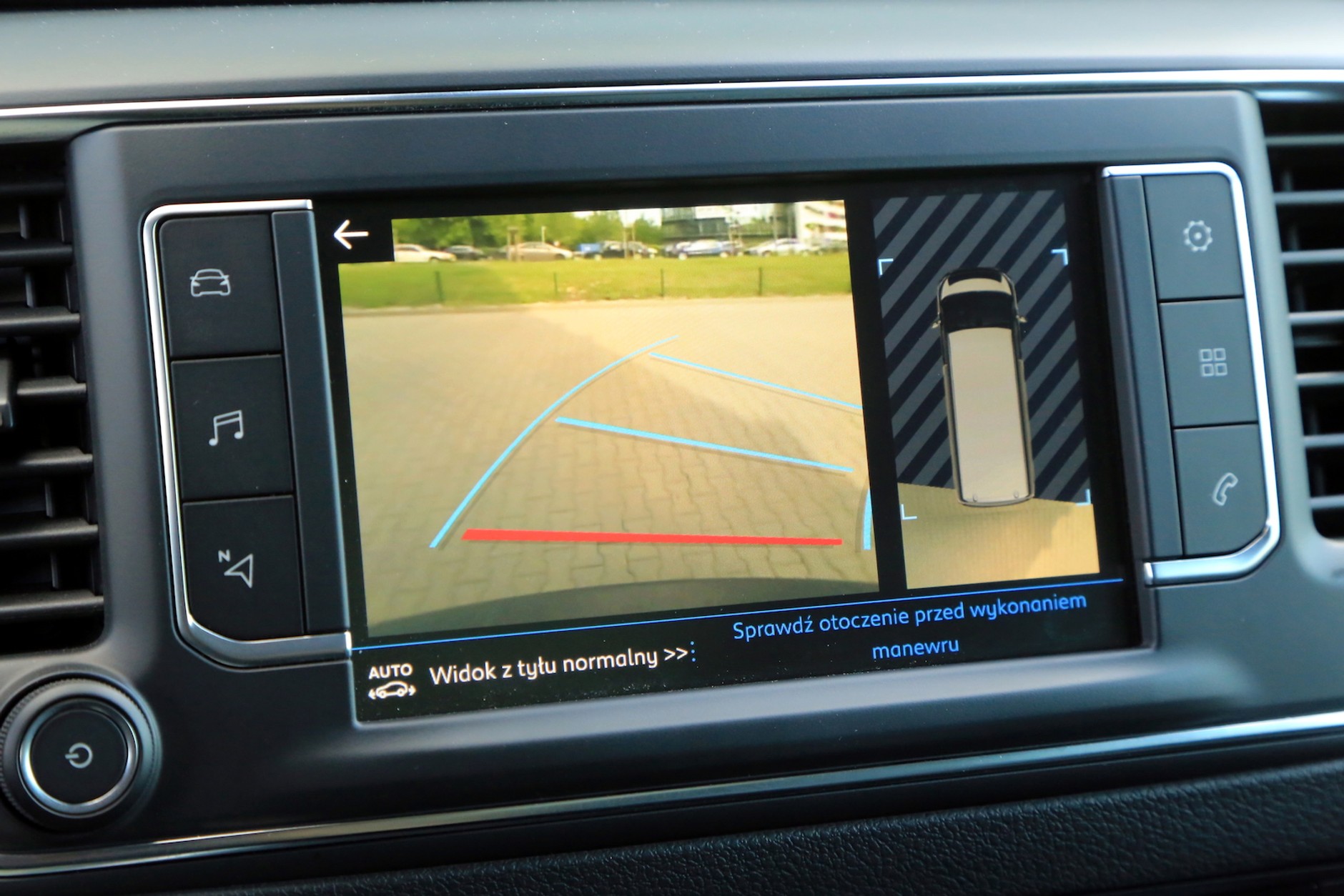 Peugeot Traveller Long Allure