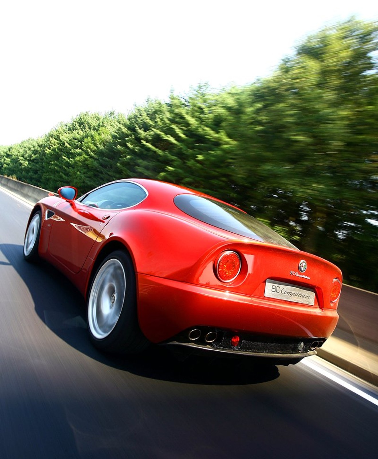 Alfa Romeo 8C Competizione GTA – premiera w czerwcu 2010