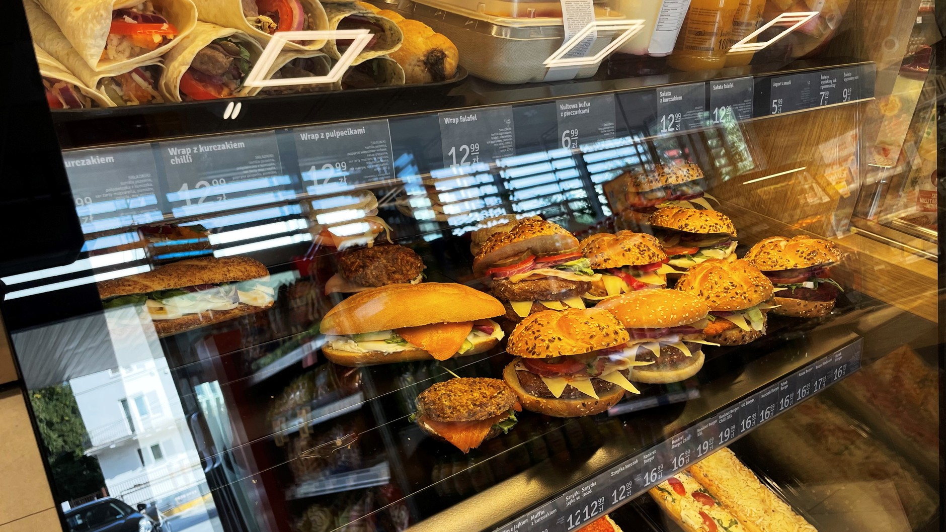 Kanapki na stacji Orlen