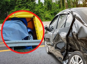Kierowca Ferrari Roma wjechał między barierki. Wyciągnięcie auta trwało kilka godzin