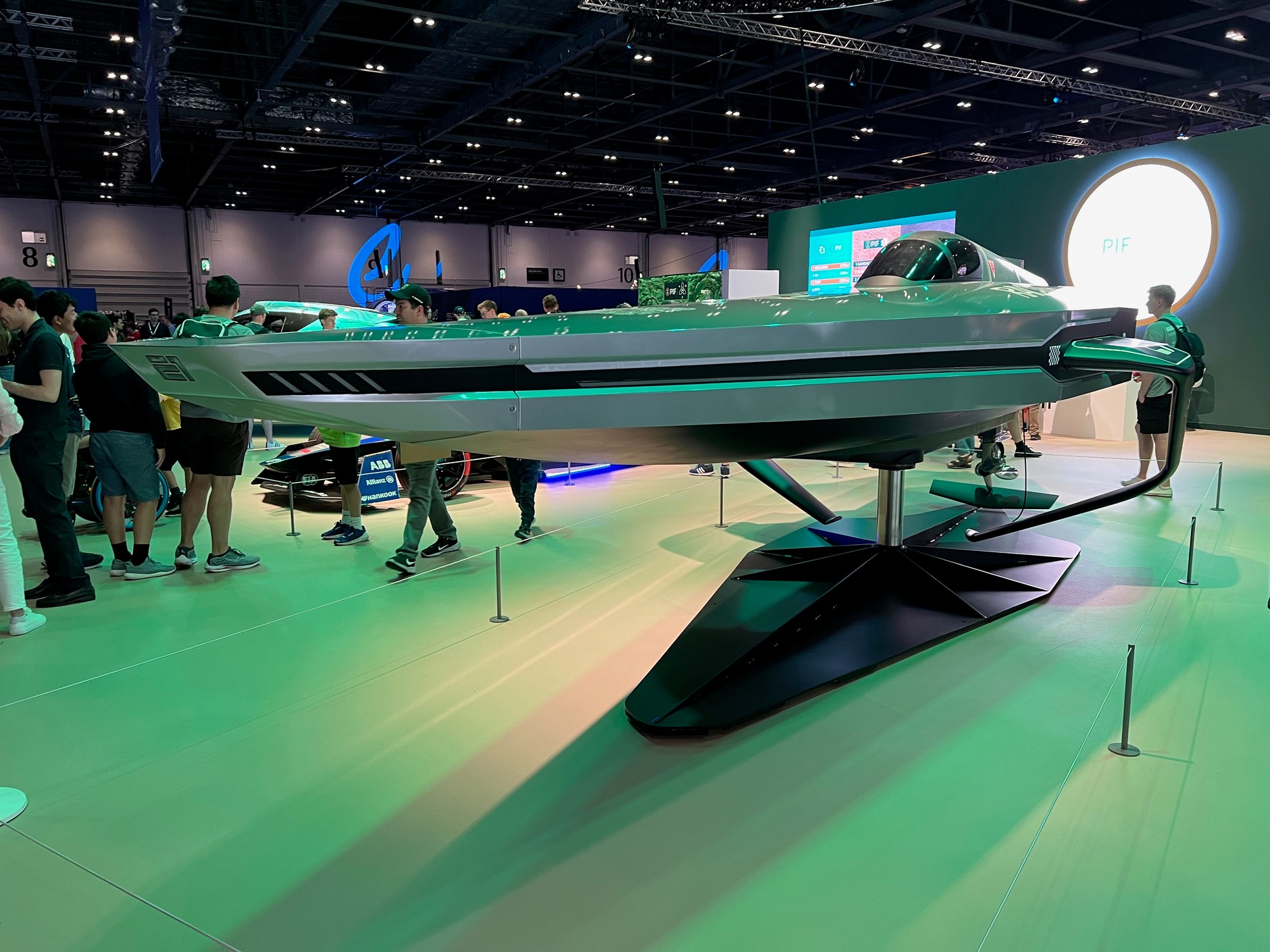 Wyścigi Formuły E na torze ExCel w Londynie