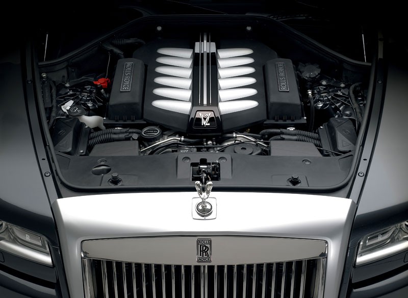 IAA Frankfurt 2009: Rolls-Royce Ghost - nowa rodzina w fotogalerii