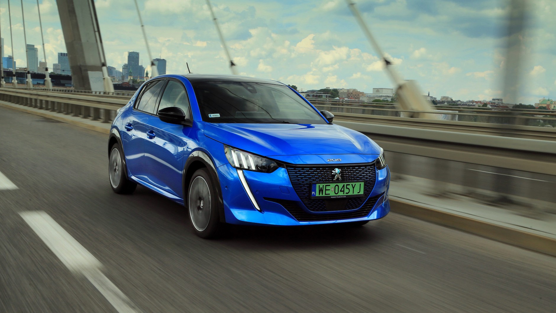 Peugeot e-208 GT