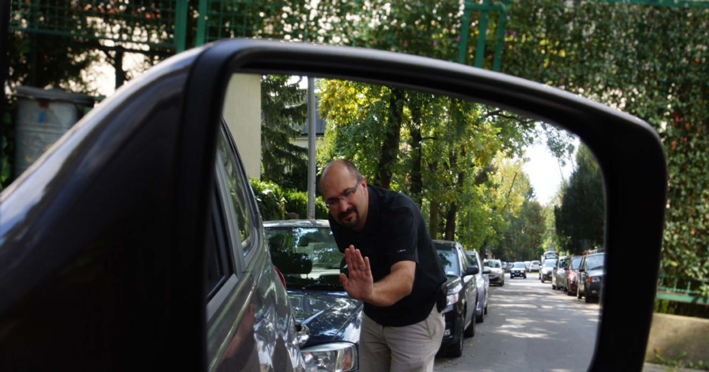 Radzimy, jak samodzielnie zamontować czujniki cofania
